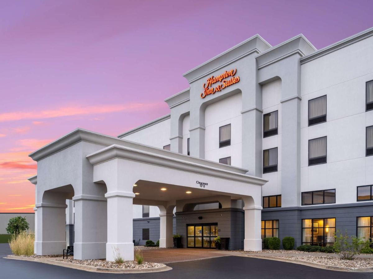 Hampton Inn & Suites Cedar Rapids Eksteriør billede