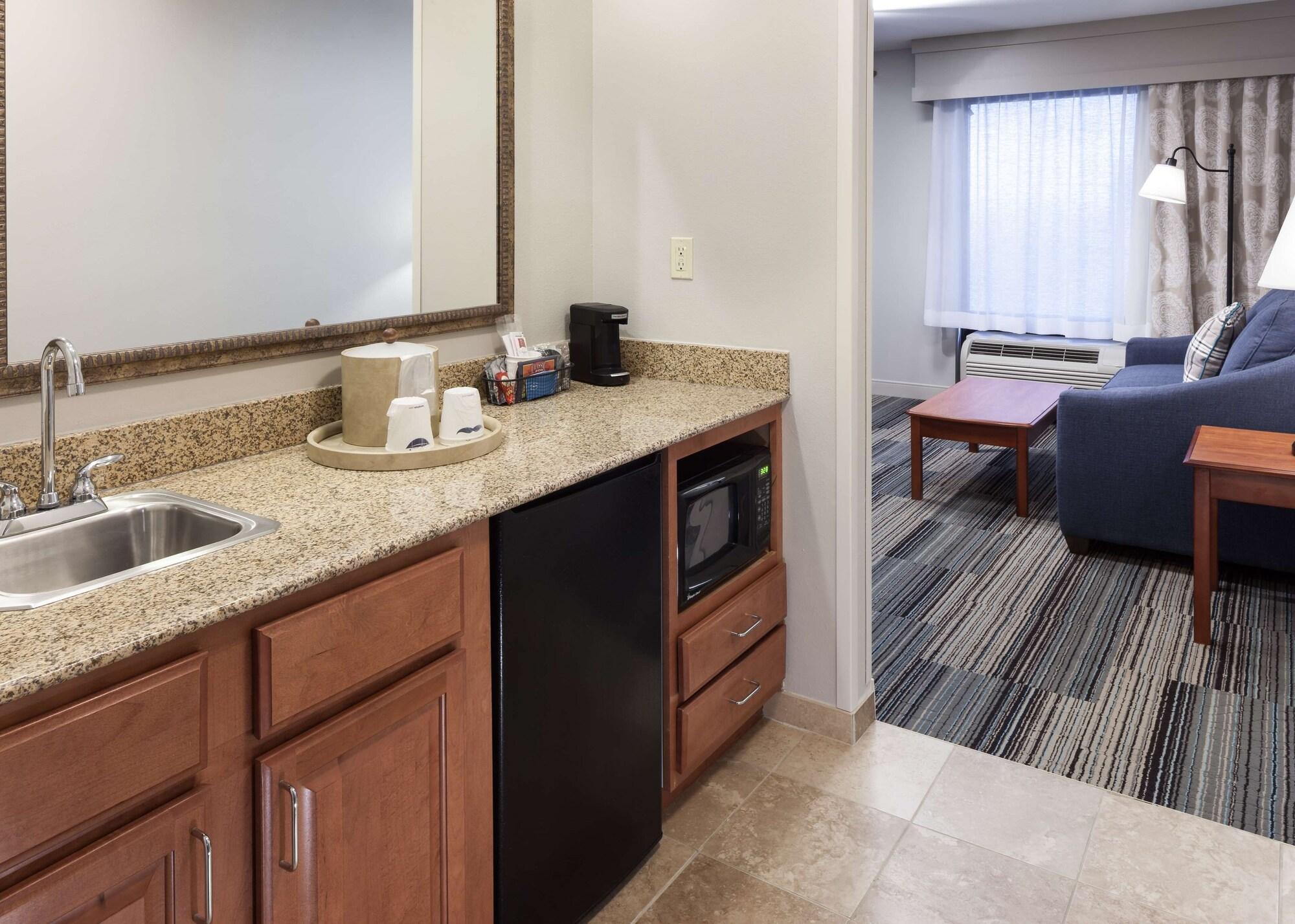 Hampton Inn & Suites Cedar Rapids Eksteriør billede