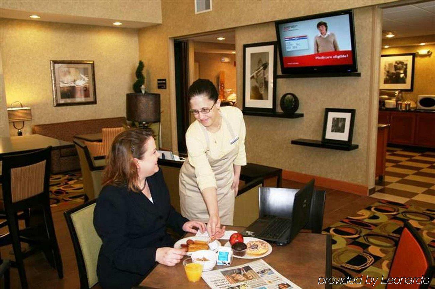 Hampton Inn & Suites Cedar Rapids Restaurant billede